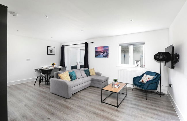 Skyvillion Vineyard Court, Enfield, 2 Bed, With Garden - Foto 28