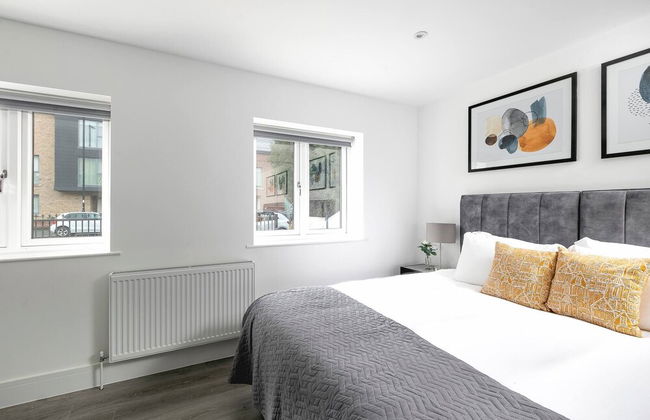 Skyvillion Vineyard Court, Enfield, 2 Bed, With Garden - Foto 8