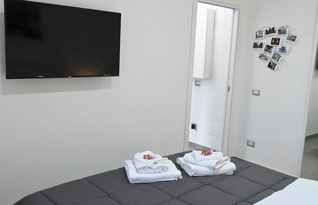 Naples Home - Photo 8