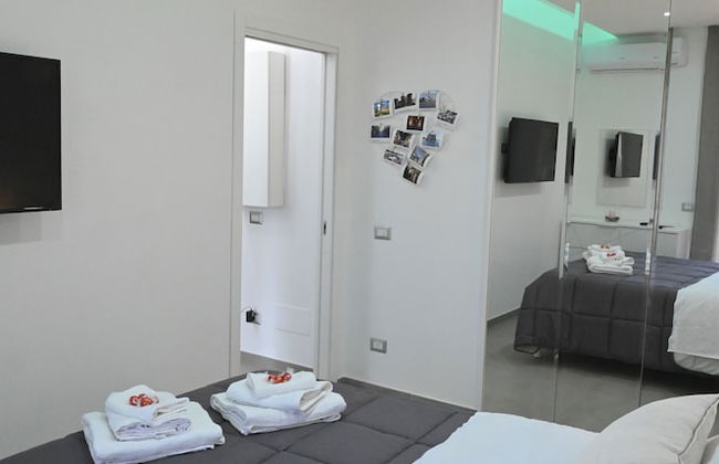 Naples Home - Photo 9