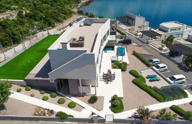 Villa Bilo Idro - Photo 1