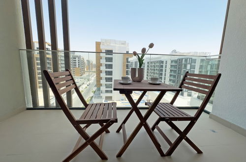 Photo 14 - Luxury StayCation - Comfy Condo With Balcony In The Heart of Meydan