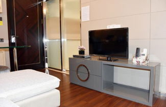 Photo 3 - Shenzhen Weipin Service Apartment