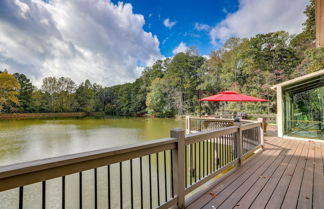 Foto 1 - Lawrenceville Gem w/ Boat Dock on Private Lake