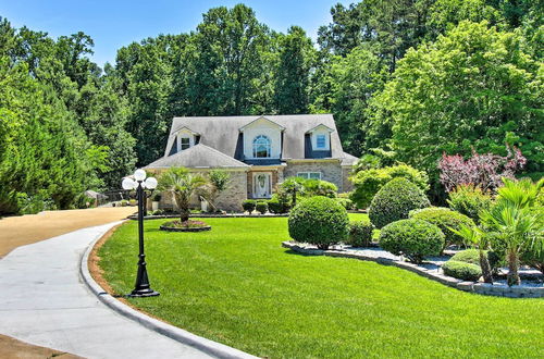 Photo 35 - Stunning Family House w/ Gas Fireplace & Patio