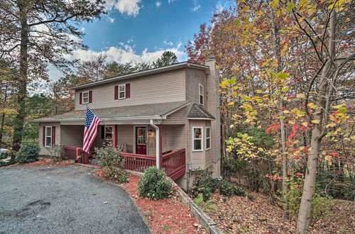 Photo 9 - Spacious Home in Helen w/ Porch & Balcony