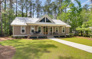 Foto 1 - Spacious Midway Cottage w/ Porches, Near Hunting