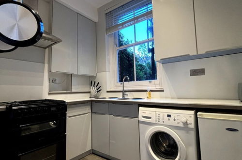 Foto 4 - Quaint 1BD Flat 5 Mins From Emirates Stadium