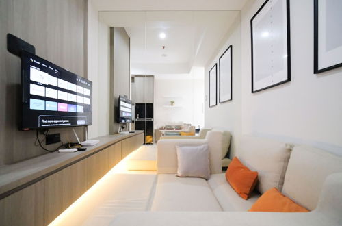 Foto 19 - Good Choice And Homey 1Br Grand Sungkono Lagoon Apartment