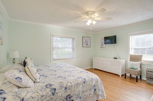 Photo 5 - Lovely Gulfport Cottage w/ Boat Dock & Slip