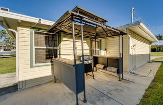 Photo 2 - Pet-friendly Punta Gorda Home w/ Dock on Canal