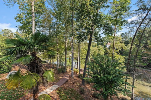 Photo 53 - Lakeside Landing by Avantstay Private Dock