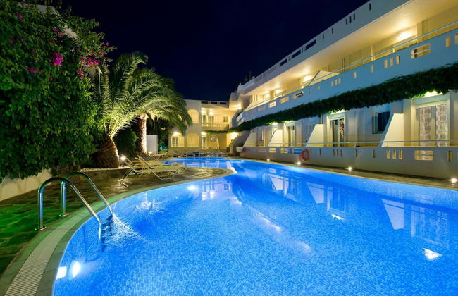 Axos Hotel - Foto 16