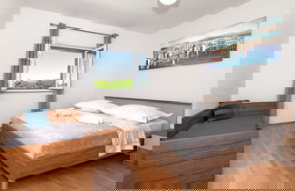 Foto 2 - House MM