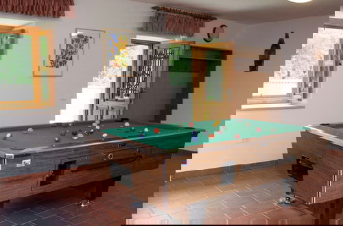 Foto 16 - Rural Villa With Swimming Pool