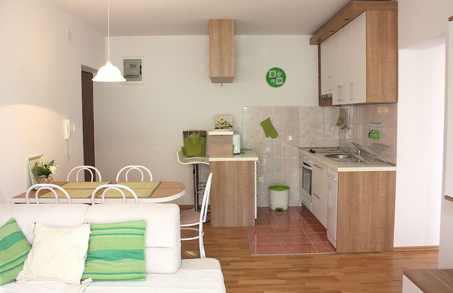 Apartments Miki Pag - Photo 2