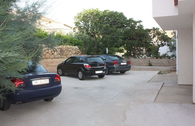Apartments Miki Pag - Photo 32