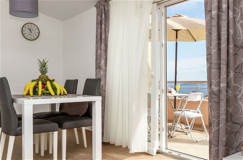 Foto 19 - Beautiful Apartment in Between Split and Trogir