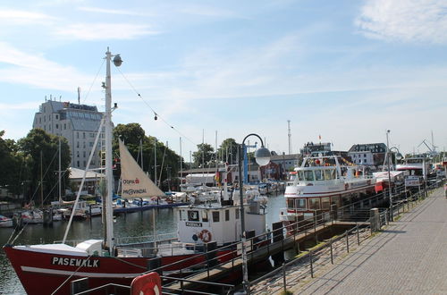 Photo 17 - Cozy Holiday Home in Rostock Germany near Beach