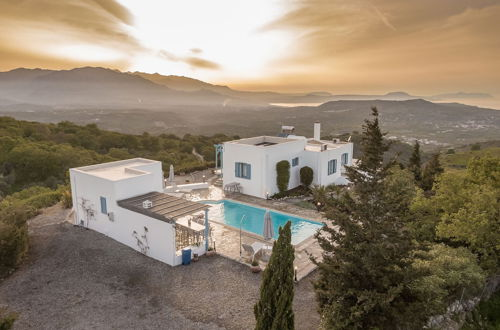 Foto 27 - Villa Bella With Swimming Pool, Rethymno, Crete