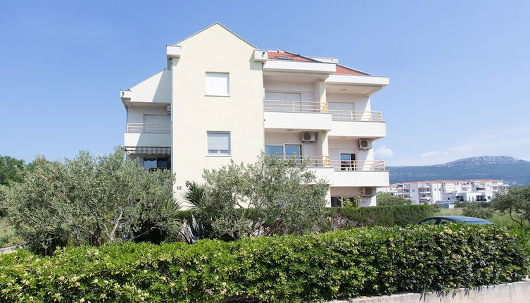 Photo 1 - Summer Seaside Pearl Apartment Kastela