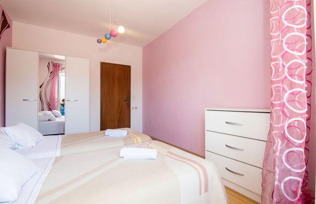 Apartments Jelka - Photo 4