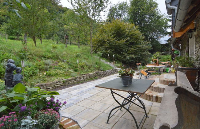 Cozy Apartment in Immerath near Fishing - Foto 8