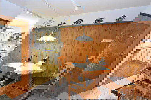 Foto 8 - Quaint Apartment With Private Terrace, Garden