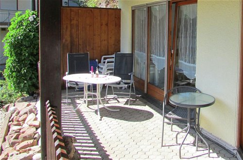 Photo 5 - Quaint Apartment With Private Terrace, Garden