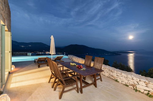 Photo 16 - Luxurious Villa in Vasiliki with Swimming Pool & Hot Tub