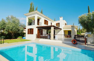 Photo 1 - 3 bedroom Villa Tala 67 with private pool and golf course views, Great for families, near Aphrodite Hills Resort village