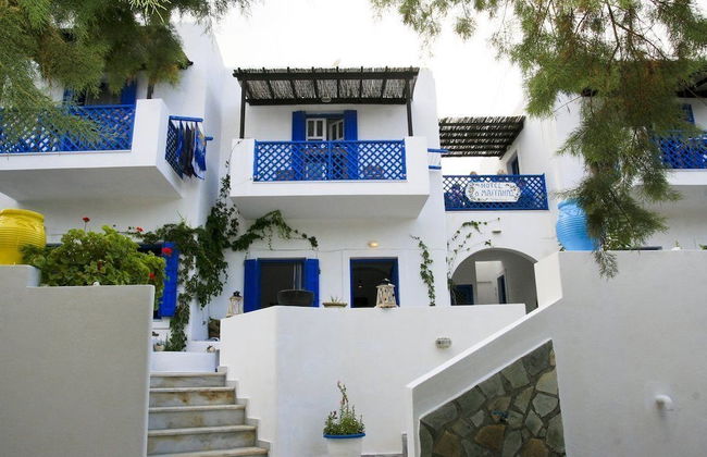 Maganas Hotel - Foto 1