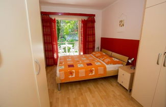 Photo 3 - Comfortable Apartment With Balcony & Garden View