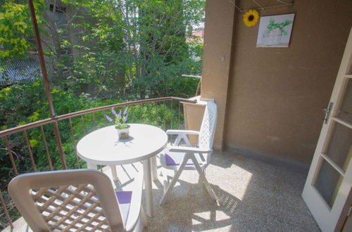 Photo 1 - Comfortable Apartment With Balcony & Garden View