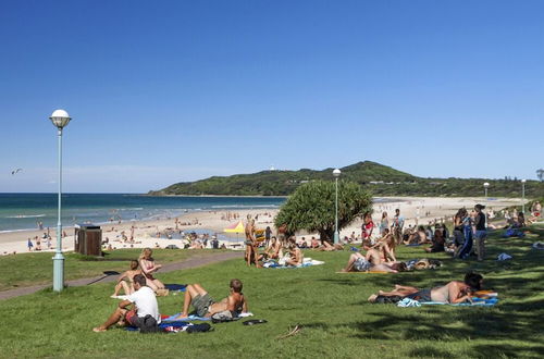 Photo 29 - Sea Breeze on Main Beach