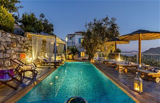 Foto 1 - Villa Avaton With Magnificent sea View and Skopelos Town