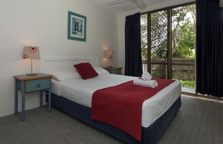 Photo 2 - Enderley Gardens Resort