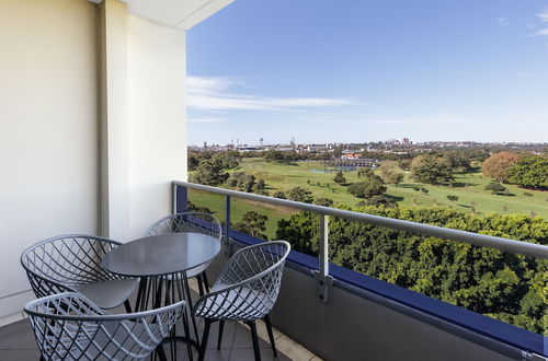 Photo 60 - Meriton Suites Waterloo