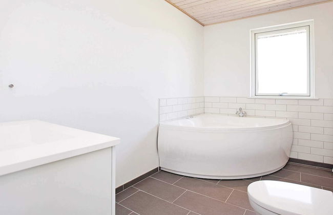 10 Person Holiday Home in Rodby-by Traum - Foto 3