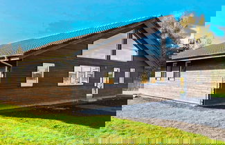 Foto 1 - 10 Person Holiday Home in Rodby-by Traum