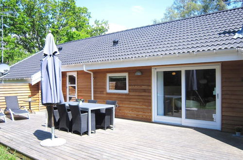 Photo 24 - 10 Person Holiday Home in Aakirkeby