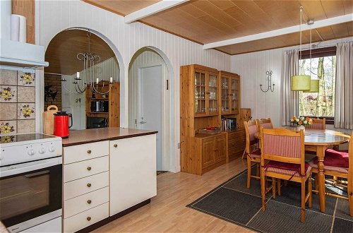 Photo 15 - 6 Person Holiday Home in Toftlund