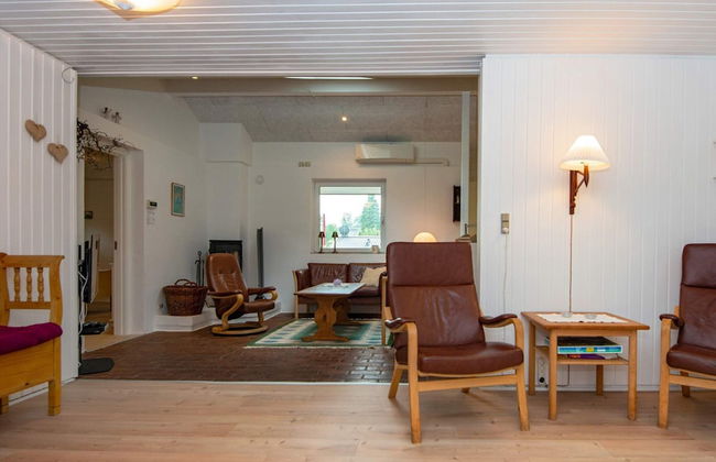 Lovely Holiday Home in Aabenraa near Sea - Photo 12