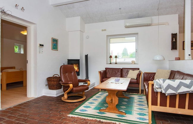 Lovely Holiday Home in Aabenraa near Sea - Photo 17