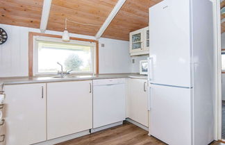 Foto 2 - 6 Person Holiday Home in Romo