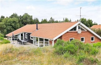 Photo 1 - 12 Person Holiday Home in Blavand