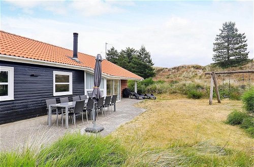 Foto 26 - 12 Person Holiday Home in Blavand