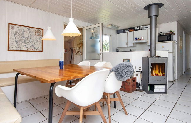 8 Person Holiday Home in Orsted - Foto 25