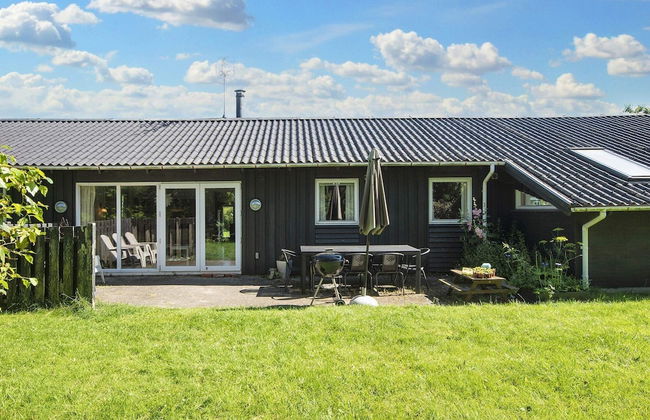 8 Person Holiday Home in Orsted - Foto 30