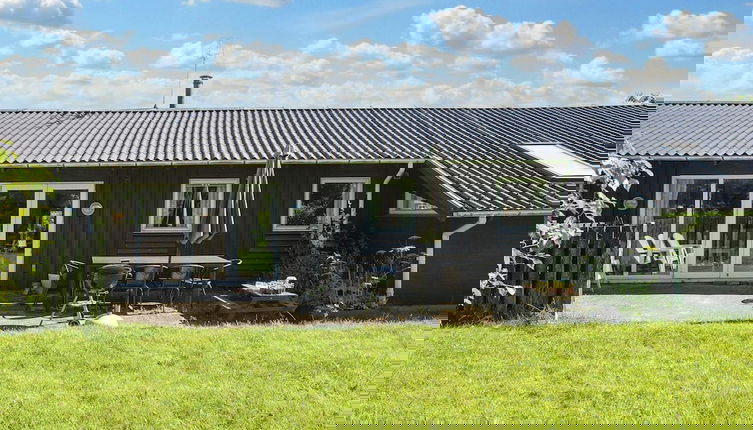 Foto 1 - 8 Person Holiday Home in Orsted